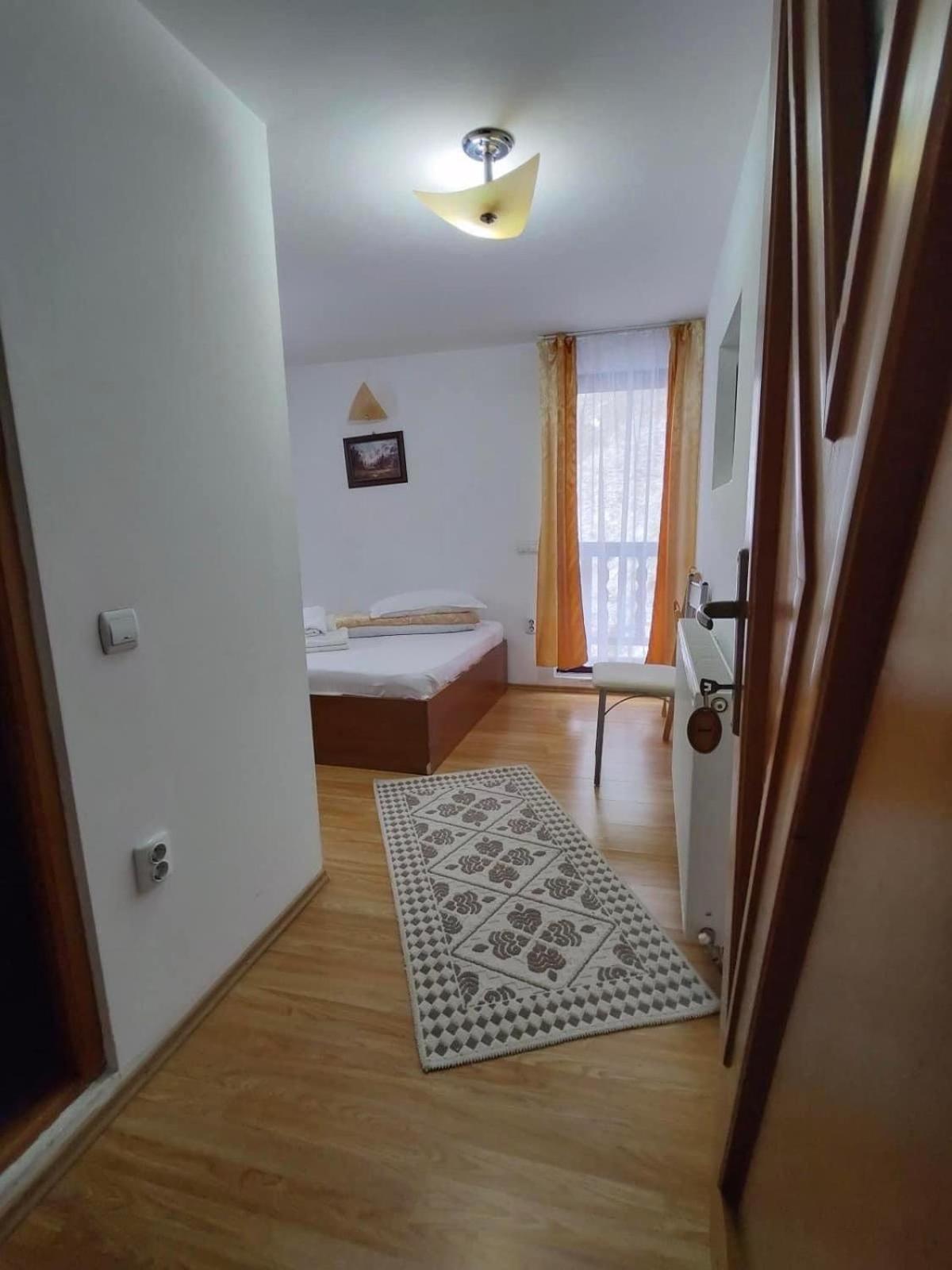 Готель Casa Maria Moieciu C Моєчу-де-Сус Екстер'єр фото